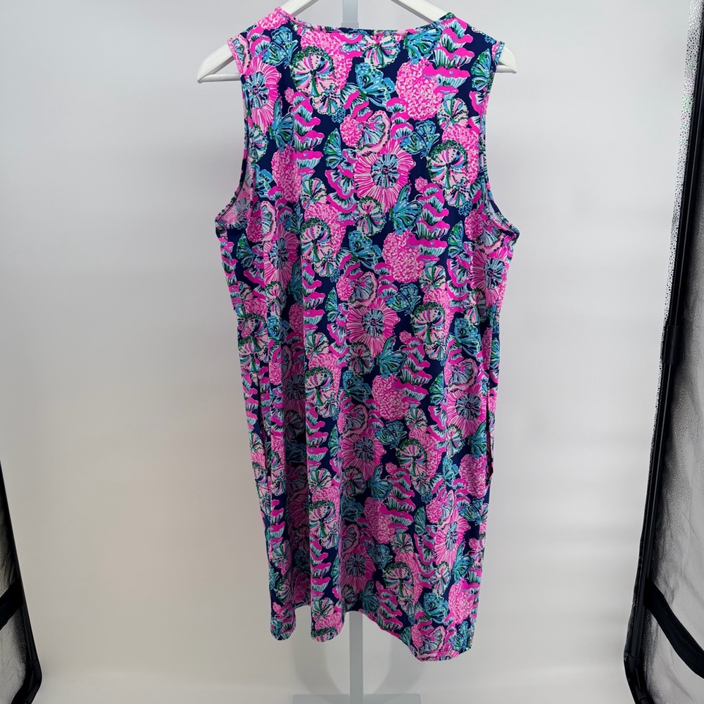 Lilly Pulitzer Johanna Swim Cover Up in Oyster Bay Navy Blue Shroom with a View - Picture 5 of 6